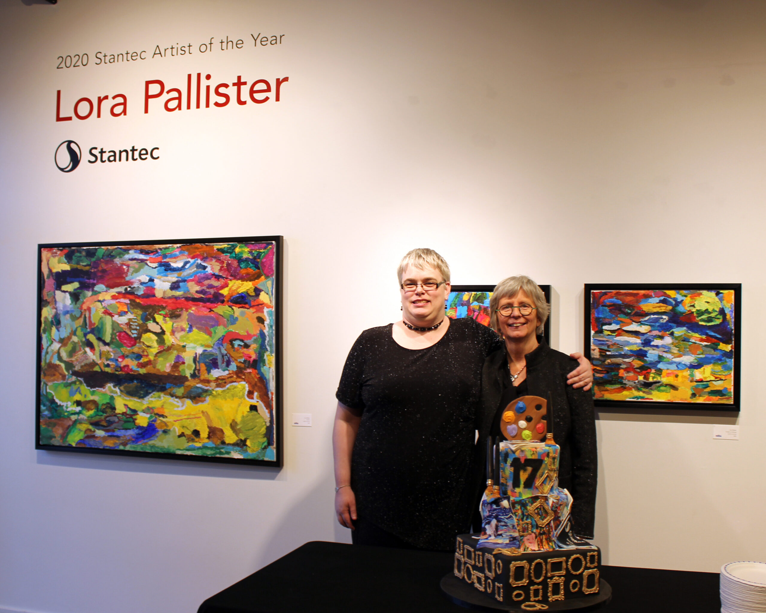 Lora and Wendy Lora Pallister & Wendy Hollo